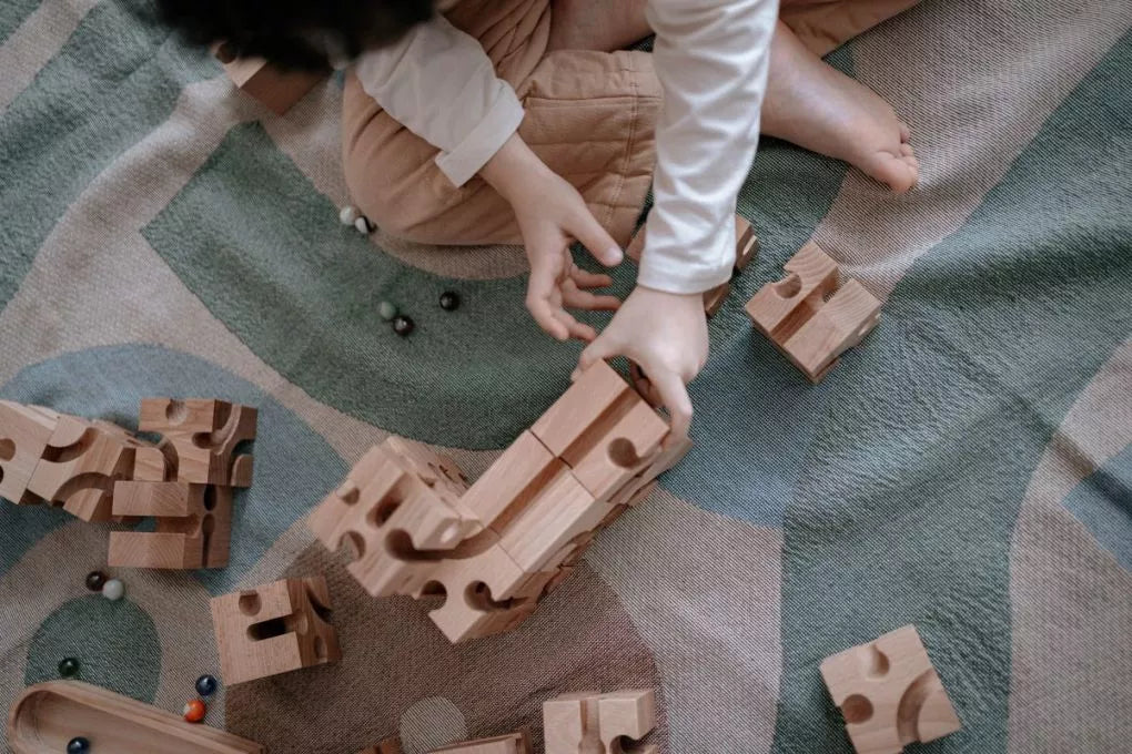 Omegarun｜滾珠的藝術建構，從一顆球開始的無限創造