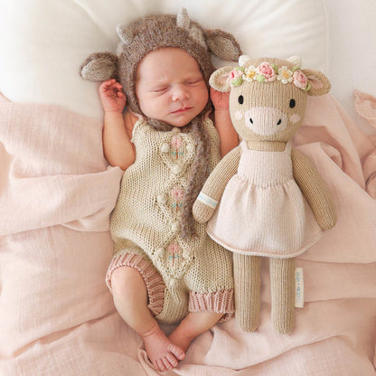 預購｜cuddle+kind 手工玩偶-Amelia 小牛