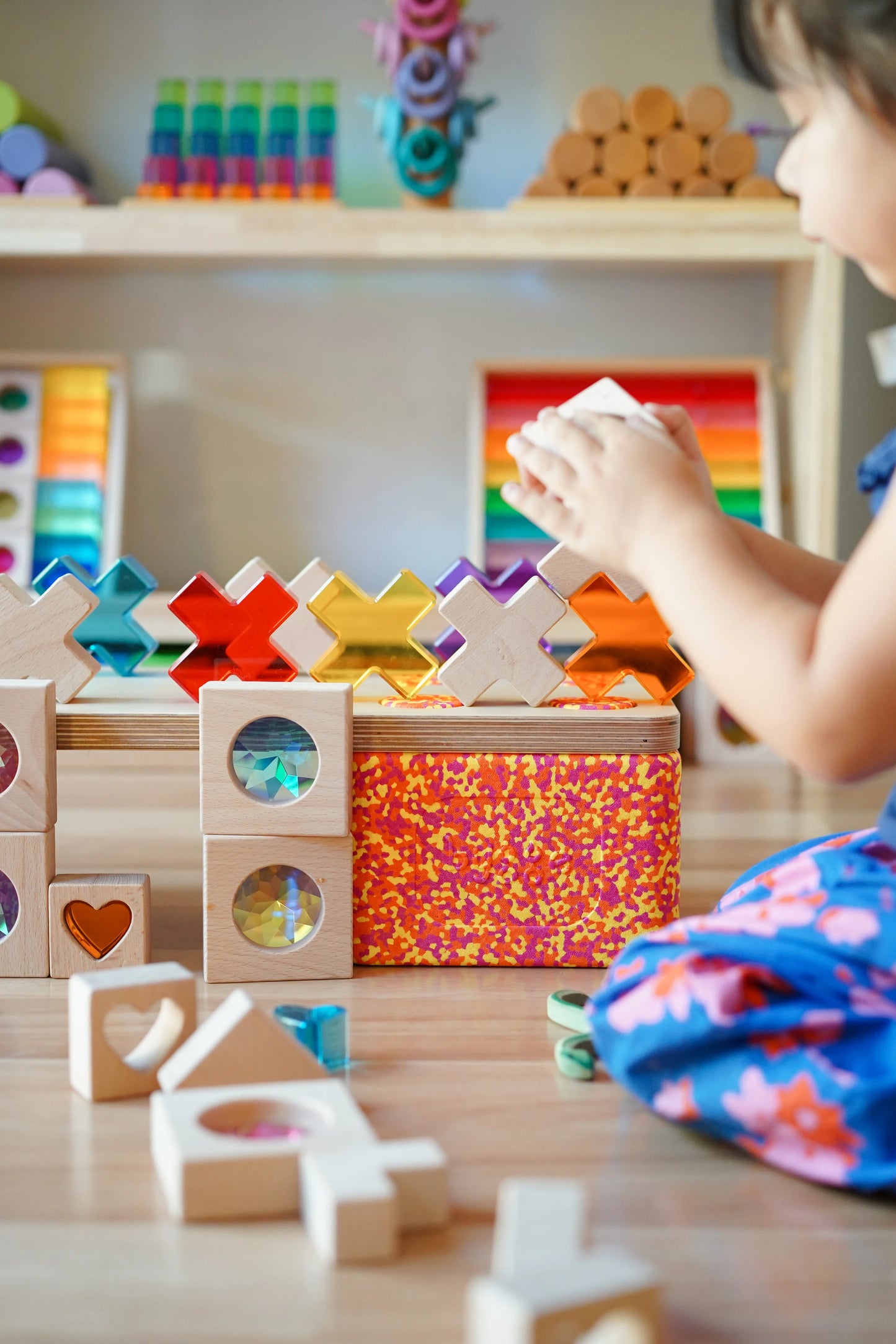 【預購】My little creator- 愛之十字透光積木組+6個十字原木